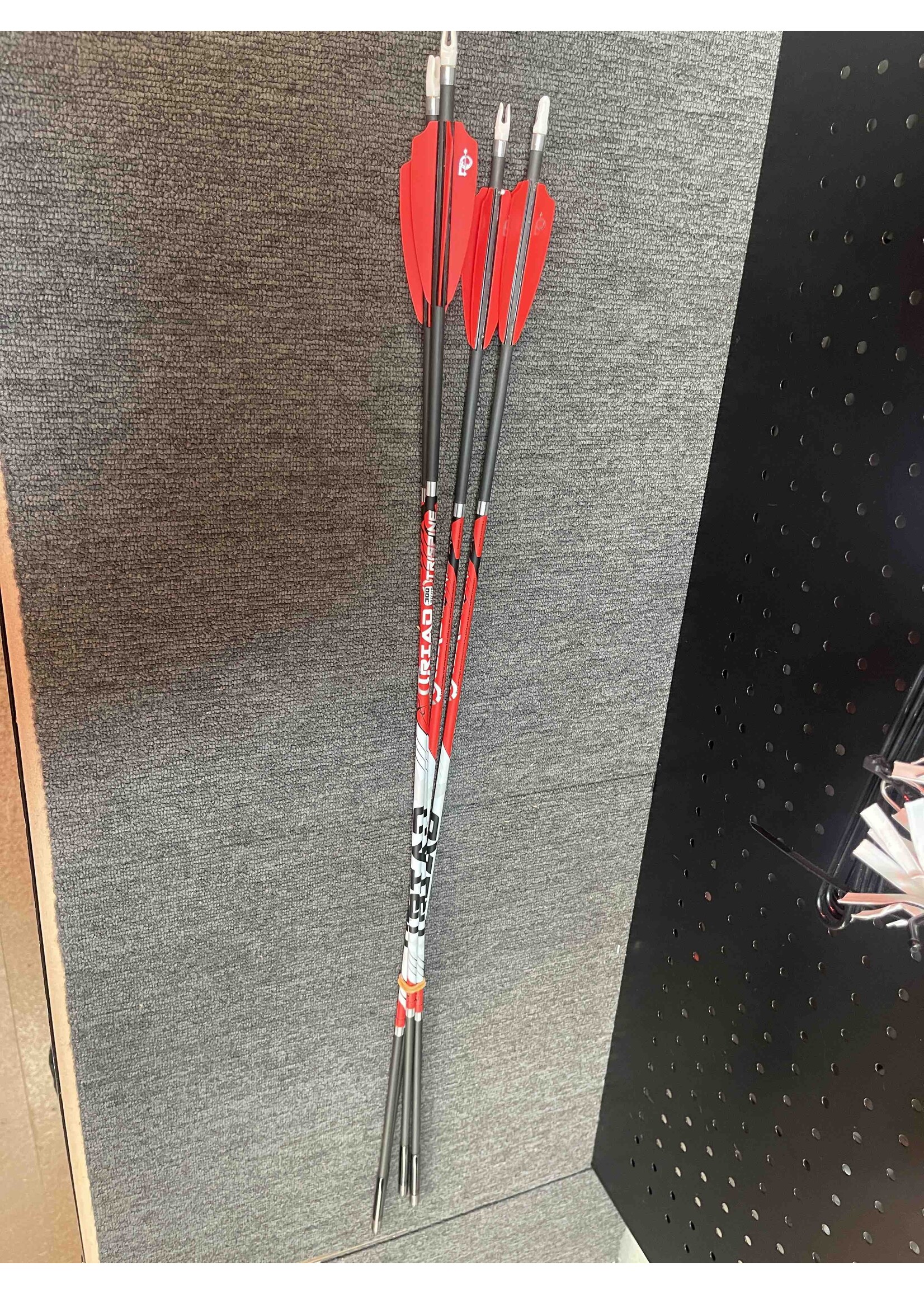 Urban Archery Secondhand Carbon Express Triad 300s x 4