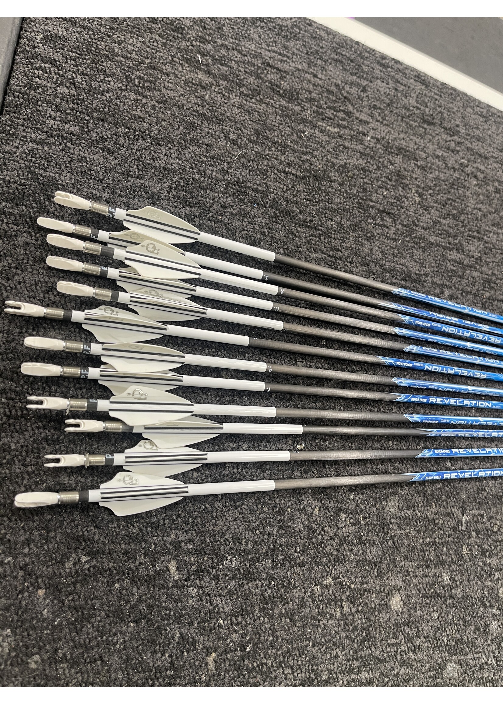 Urban Archery Secondhand BE Revelations 300s x 12 (white nocks)
