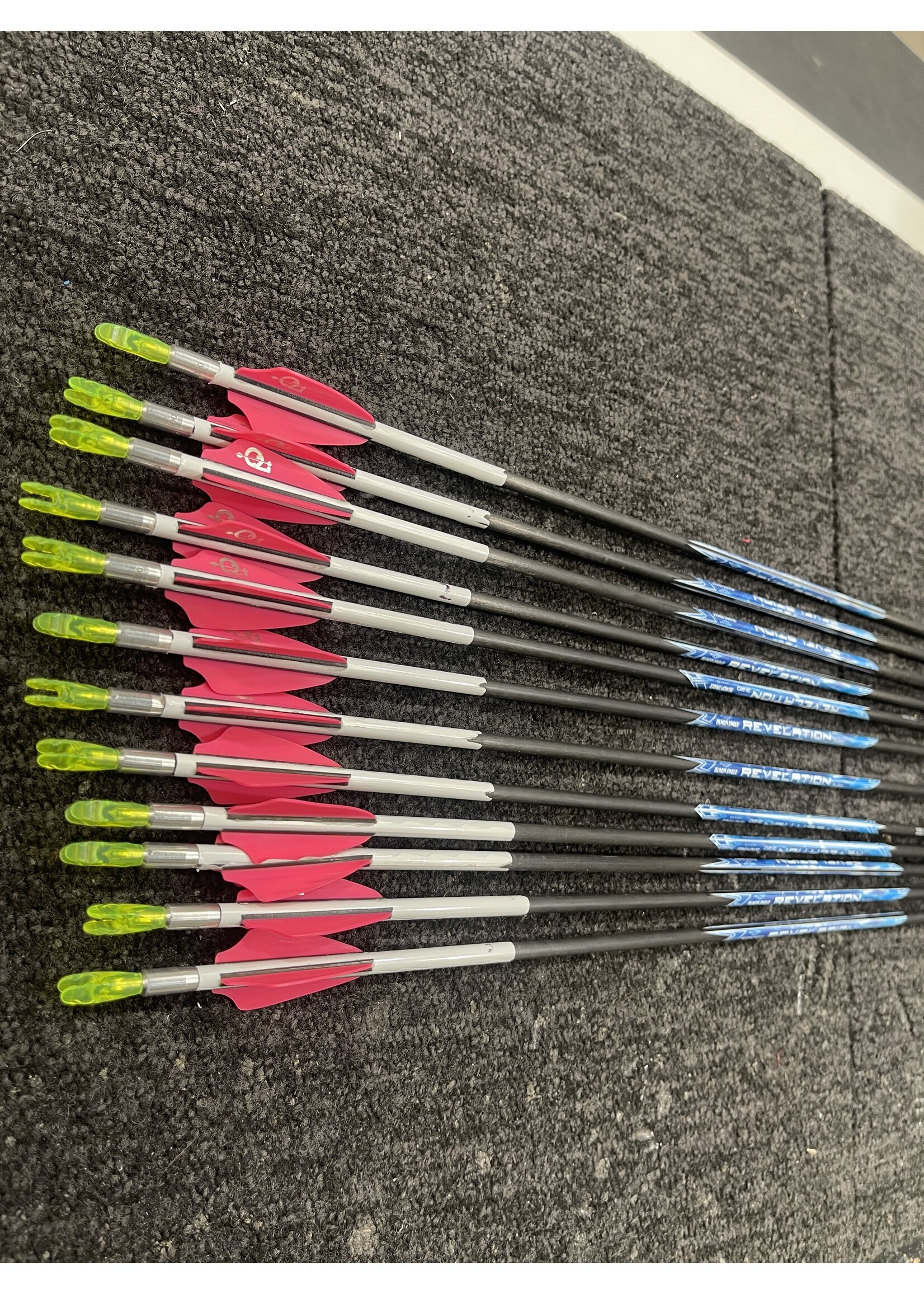 Urban Archery Secondhand BE Revelations 300s x 12 (Fl Green Nocks)