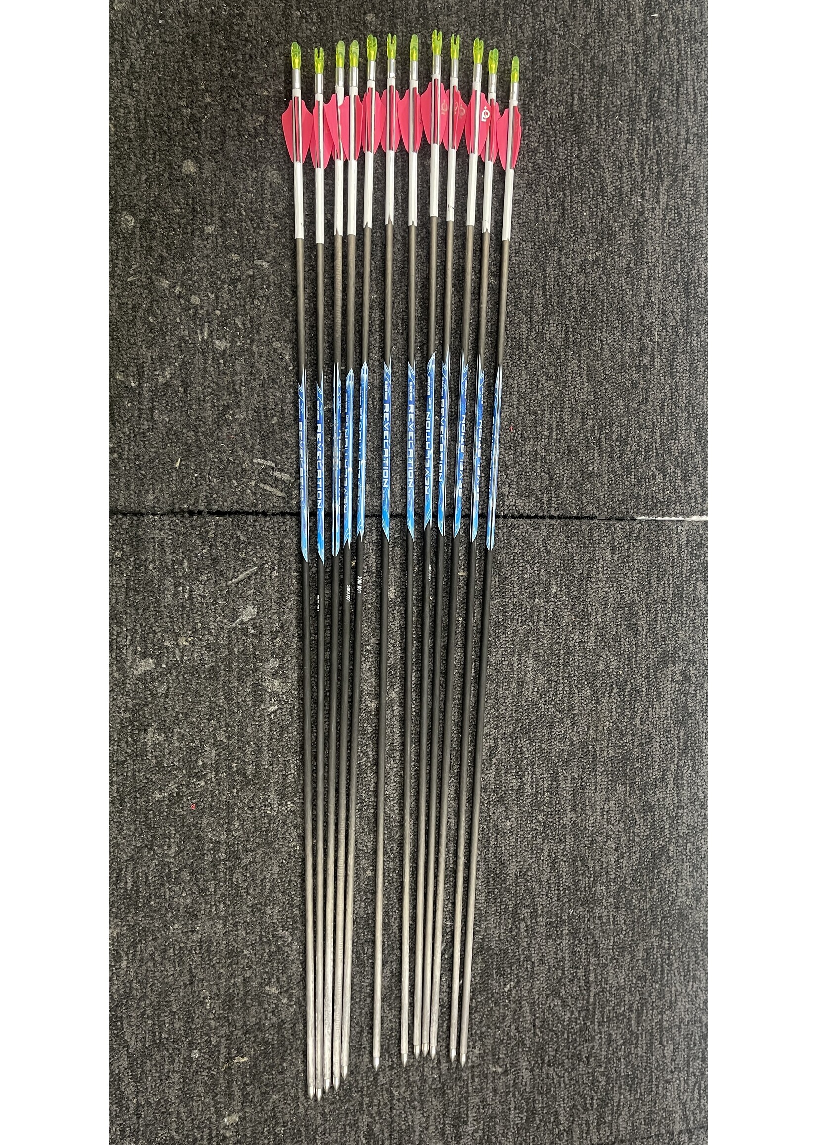 Urban Archery Secondhand BE Revelations 300s x 12 (Fl Green Nocks)