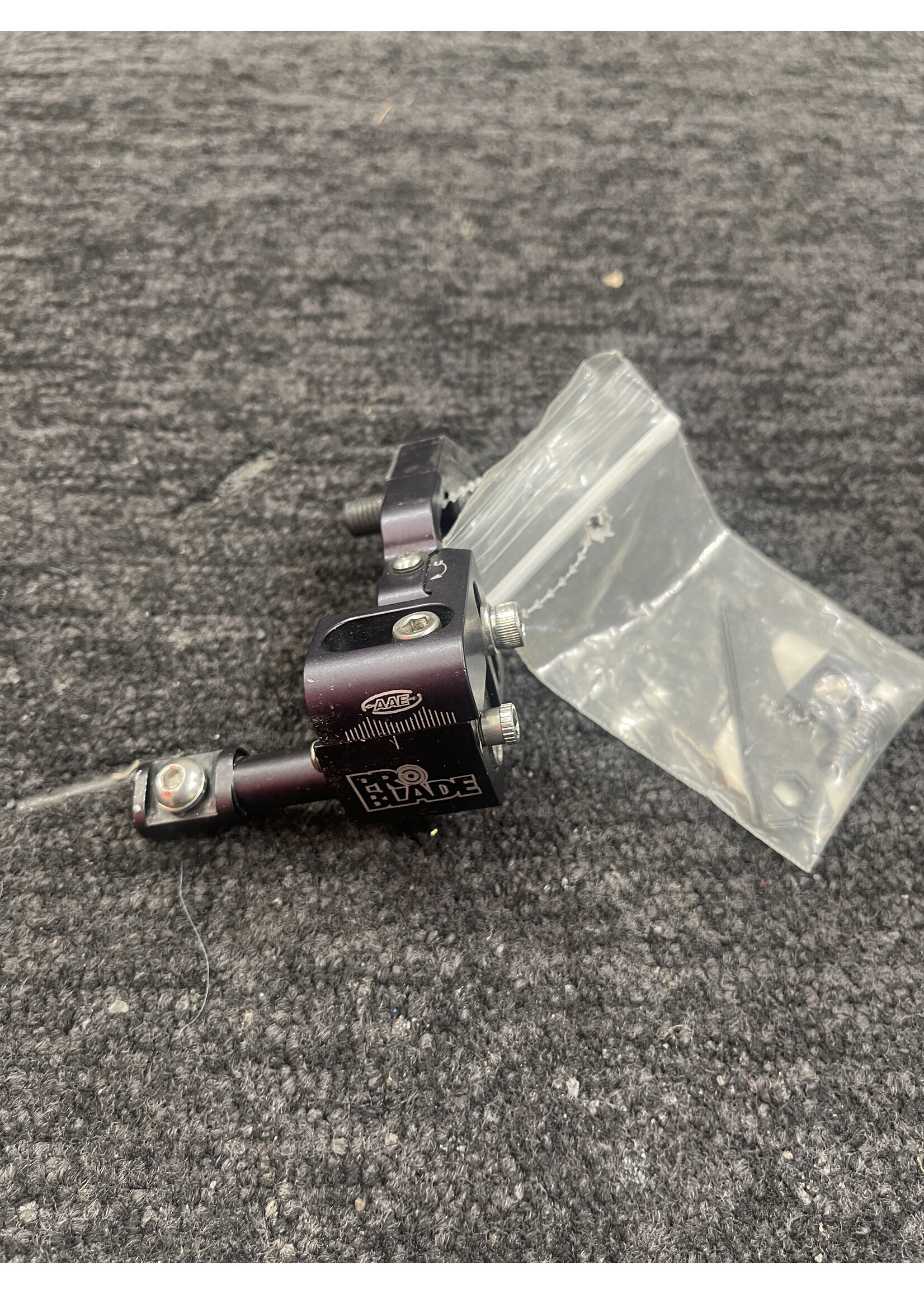 AAE Secondhand AAE Pro Blade Rest RH