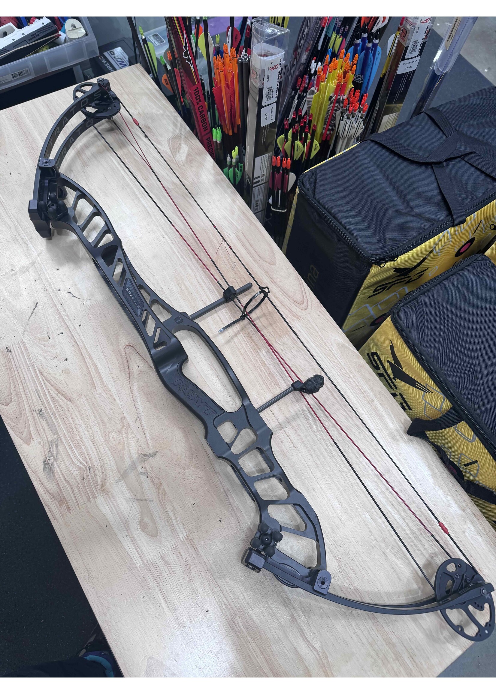 Hoyt Hoyt Stratos 40 Secondhand