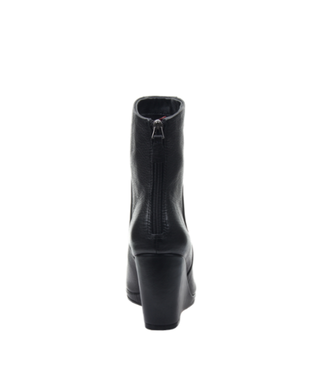 Naked Feet Amavi boot