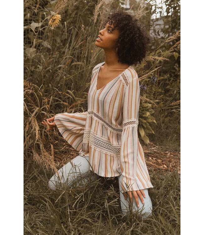 Promesa USA Multicolored striped v-neck blouse with bell sleeves