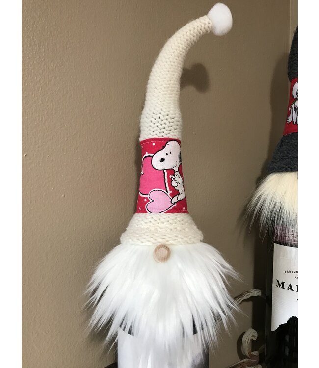 Valentine's Day wine bottle gnomes