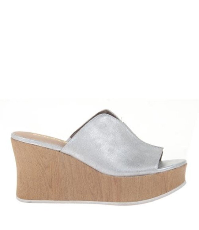 Throwback platform mules