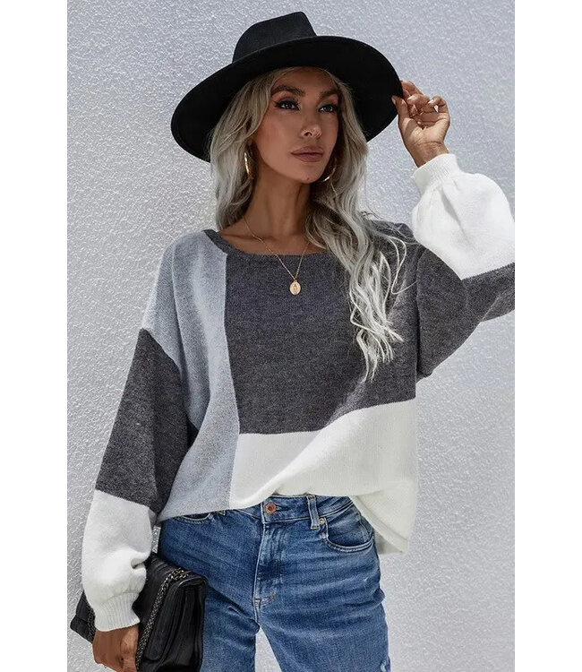 Color block round neck sweater