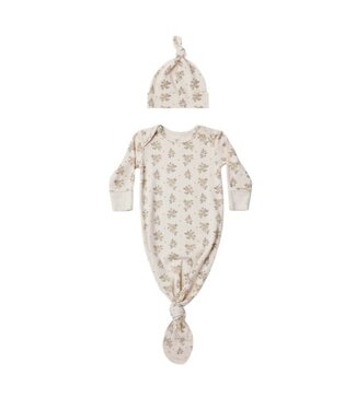 Quincy Mae Knotted baby gown & hat set