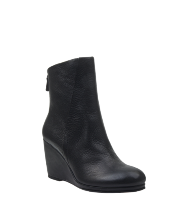 Naked Feet Amavi boot