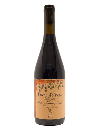 Wine-Red-Light Herrera Alvarado 'Cuero de Vaca' Carmenere Valle Marga Marga 2023