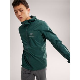 Arcteryx squamish store