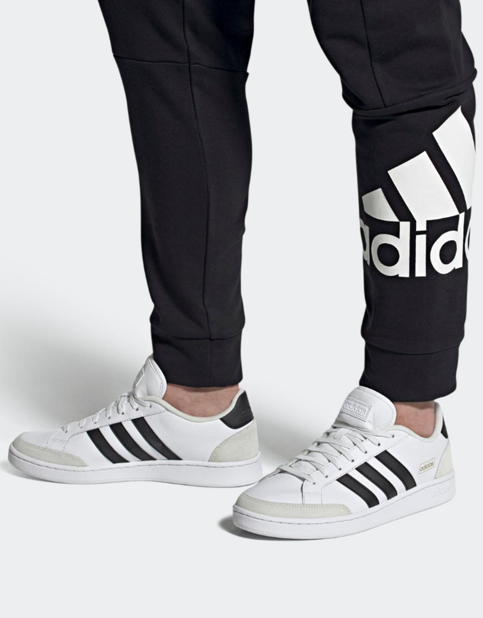 grand court se adidas