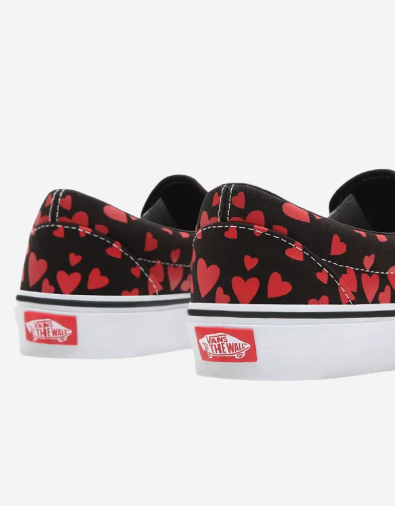 Vans churchill. Кеды Slip-on Valentines Heats Classic. Кеды Ванс камуфляжно красные. Кеды Valentines Hearts authentic. Кеды Валентина мужские.