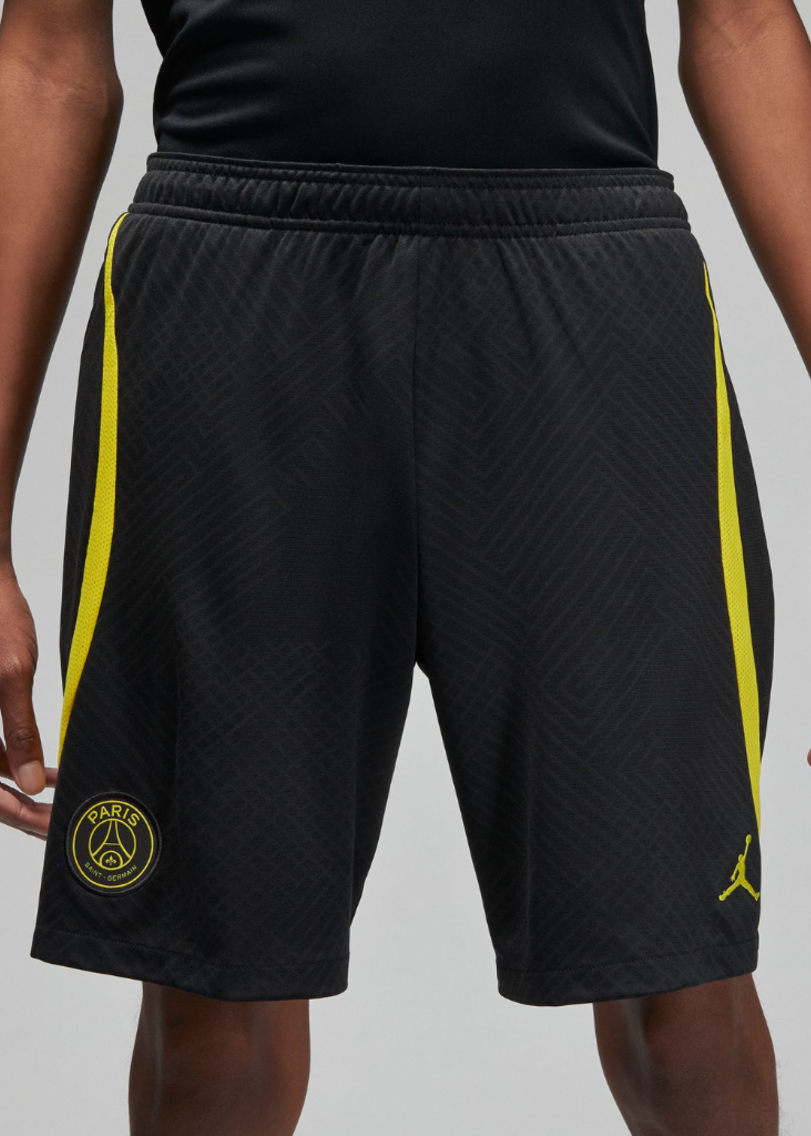 NIKE PARIS SAINT-GERMAIN STRIKE SHORTS