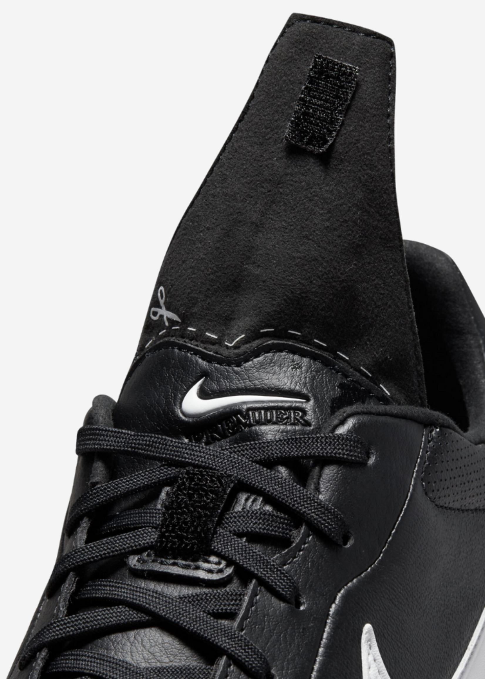 NIKE The Nike Premier 3 TF