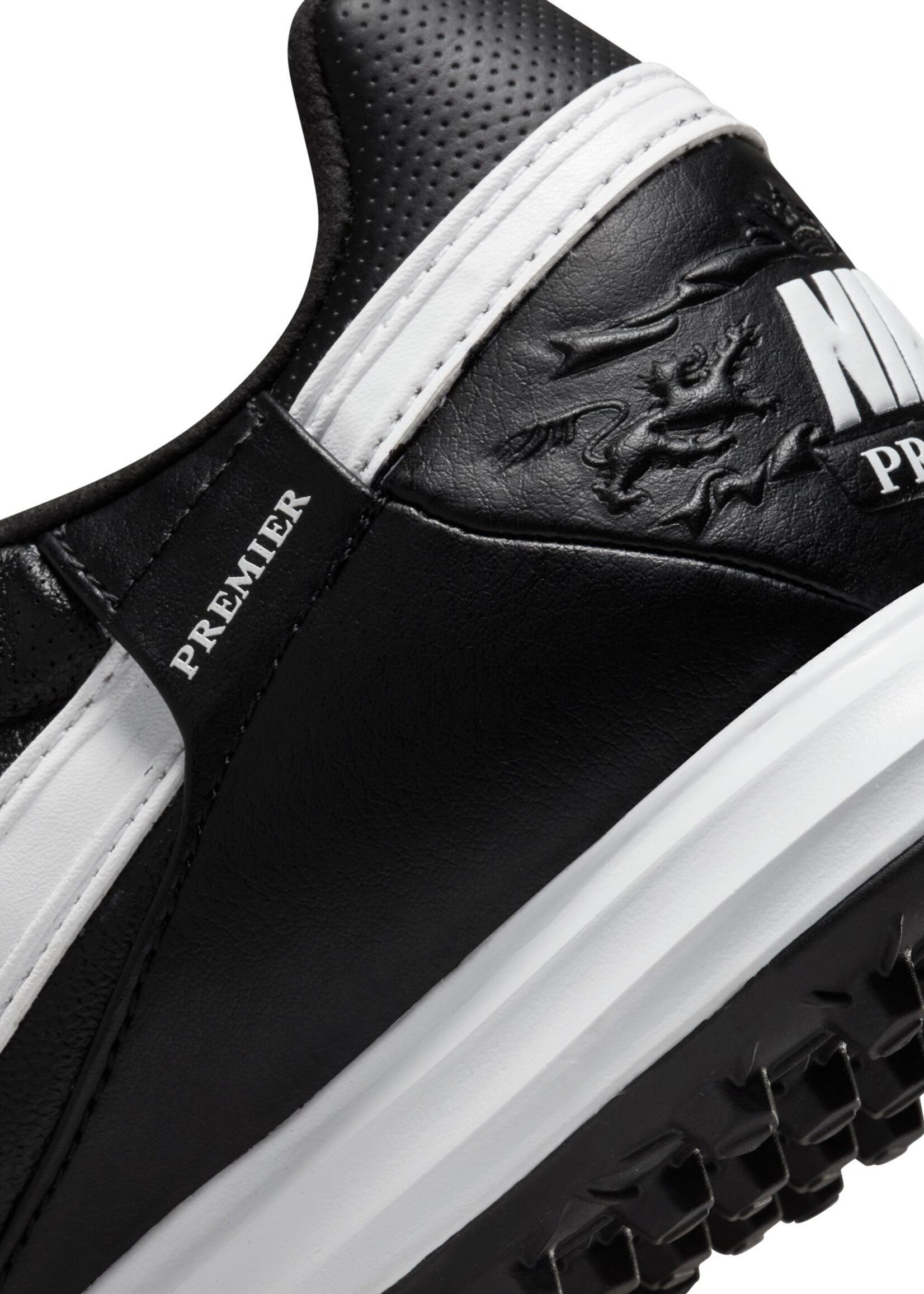 NIKE The Nike Premier 3 TF