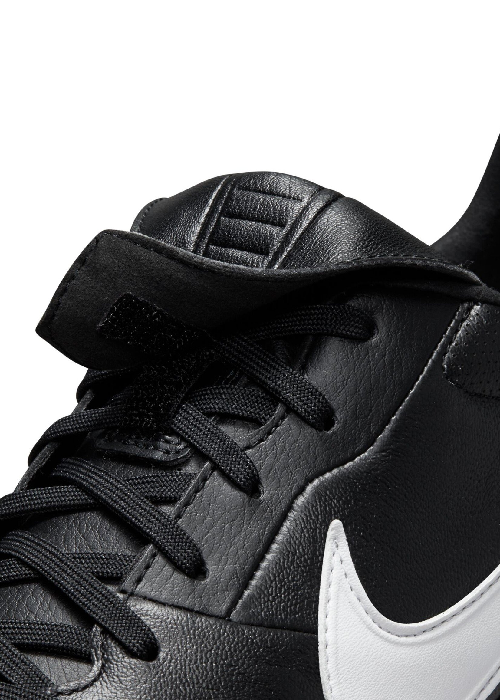 NIKE The Nike Premier 3 TF