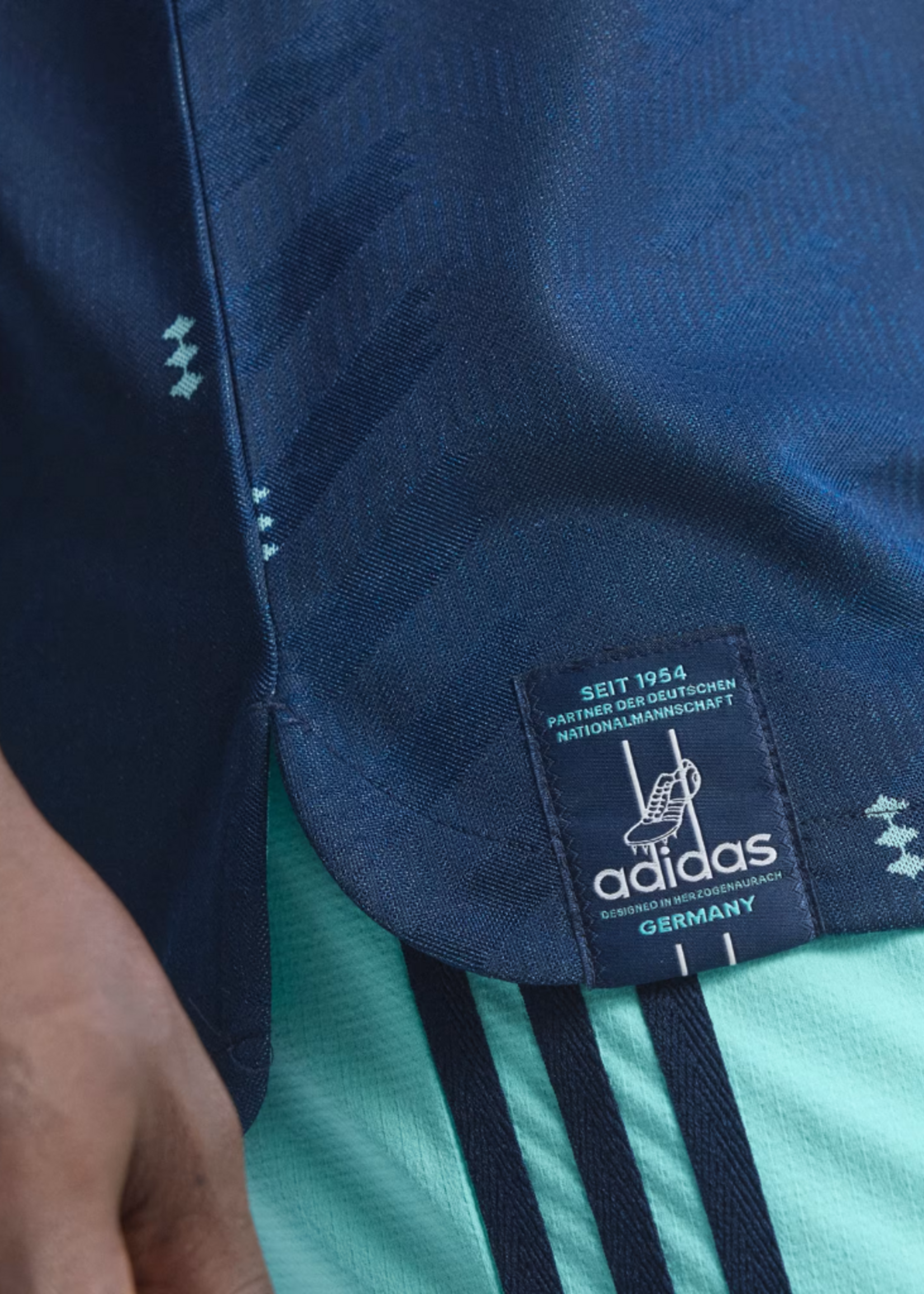 ADIDAS DFB GERMANY AWAY JSY AUTHENTIC JN2070