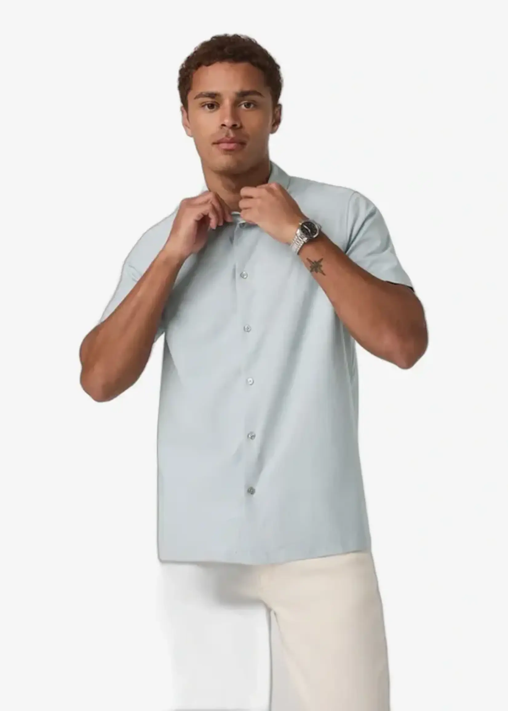 VUORI S/S MANHATTAN BUTTON DOWN V1024HRG L