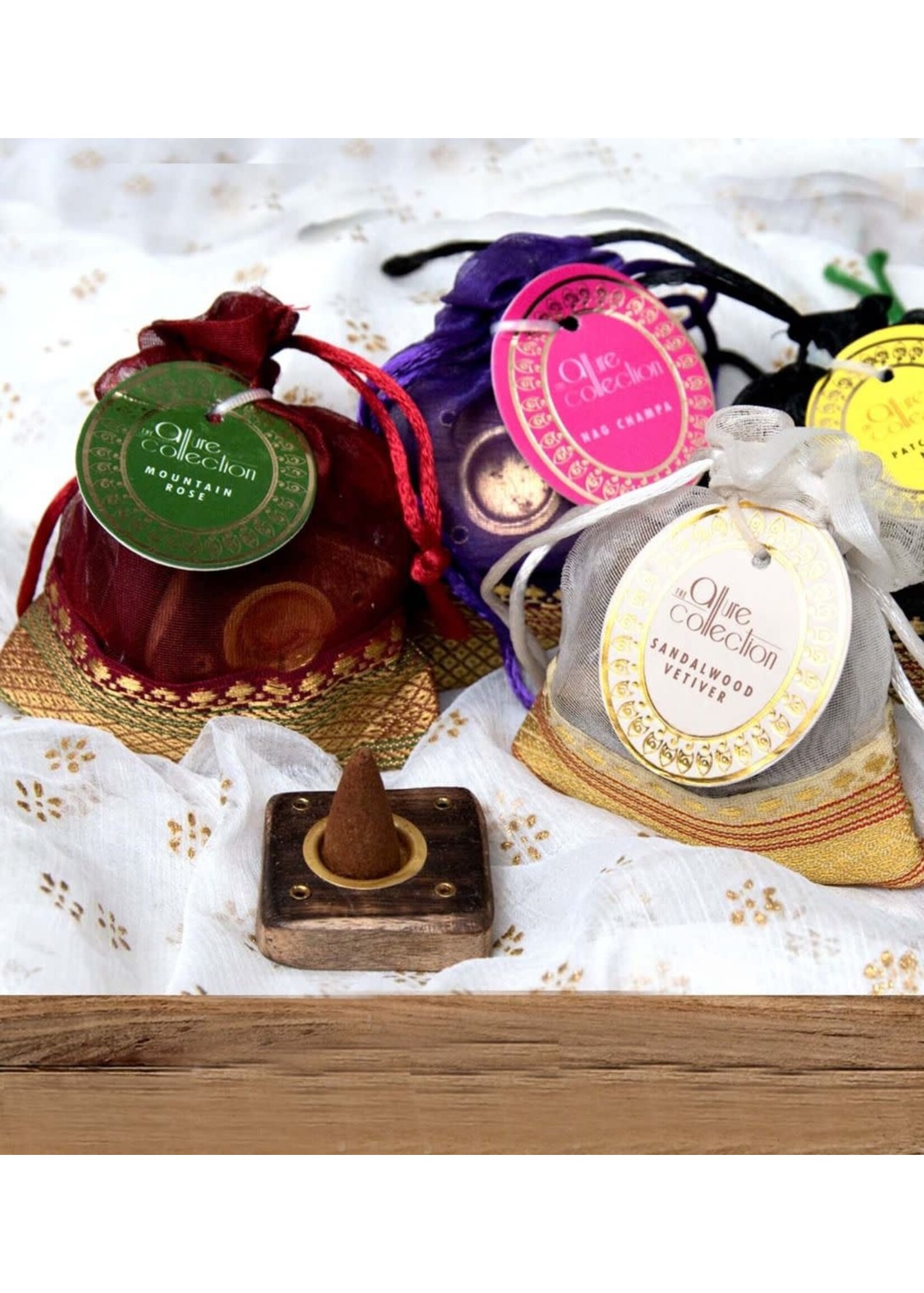 Allure Allure Cone White Musk Gift 20 cones