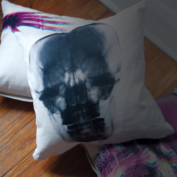 Imm Radiant Relics Cushions - Skull X-Ray