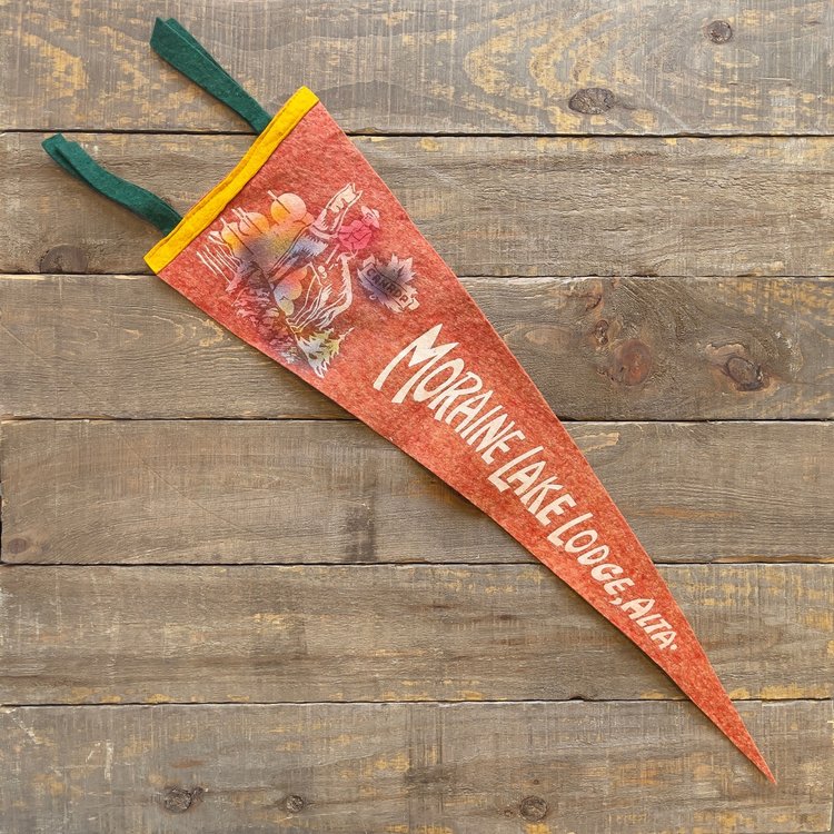 Vivid Vintage Vintage Moraine Lake  Pennant Red