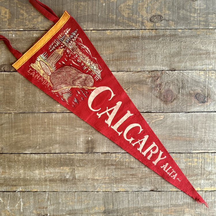 Vivid Vintage Vintage Calgary Pennant Red
