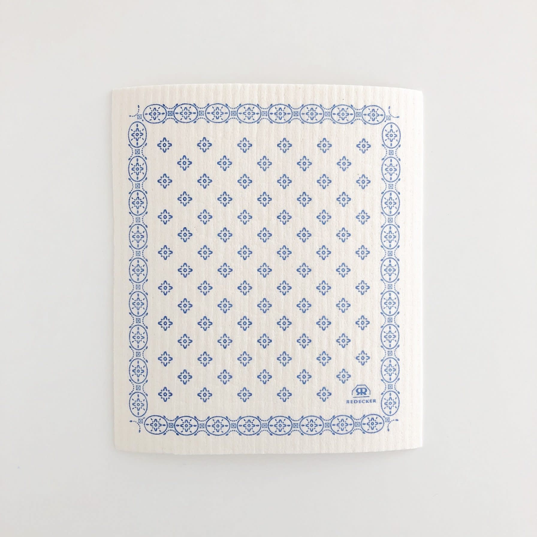 We tried a Redecker's Swedish Dishcloth for a month, here's what