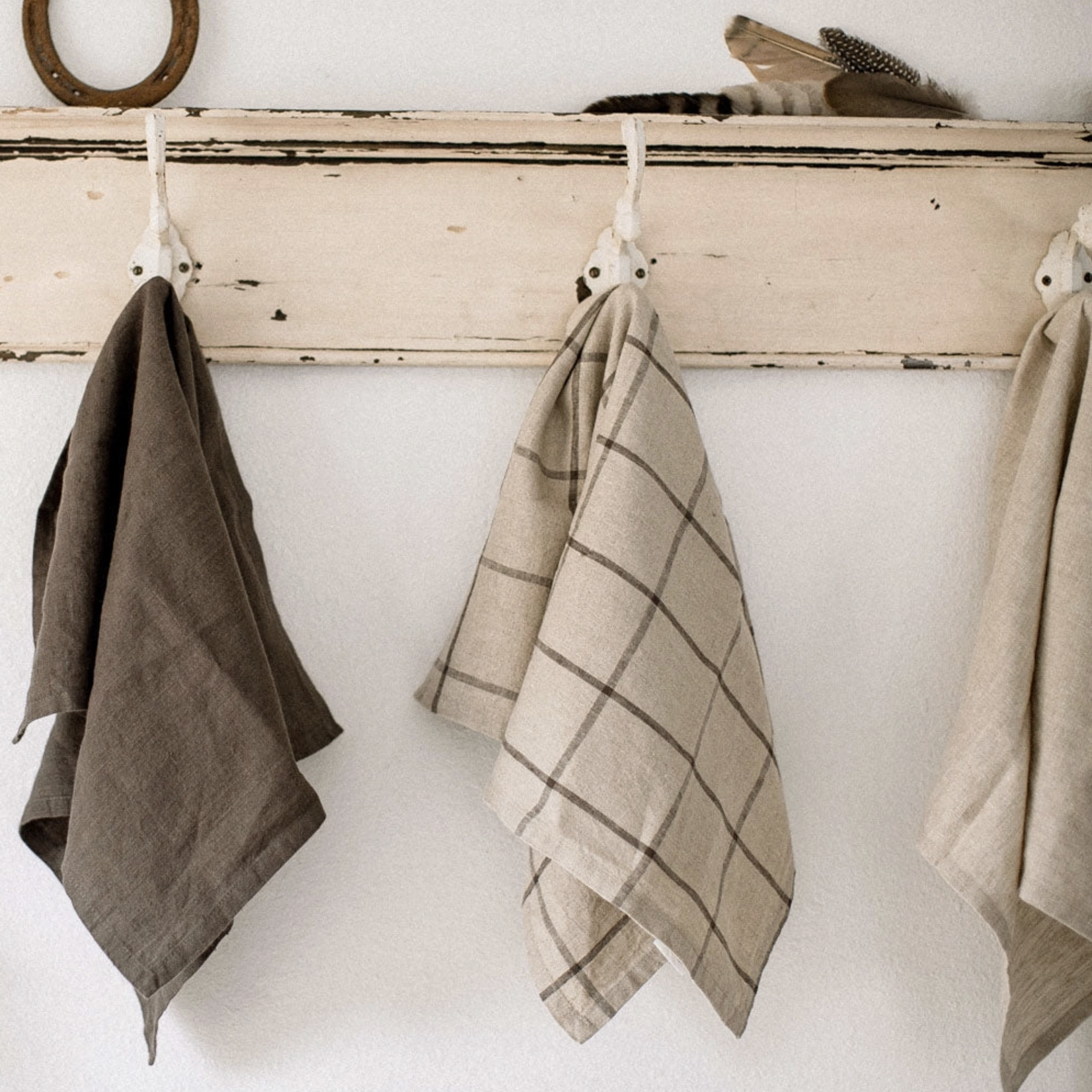 Fish Linen Kitchen Towels with Hanging Loop (set of 2) - LINOROOM 100%  LINEN TEXTILES