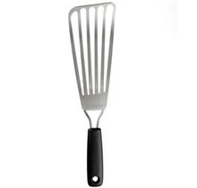 1130900 OXO Fish Turner- Stainless