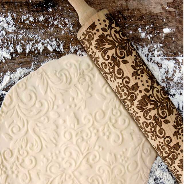 6694706-Embossed Rolling Pin