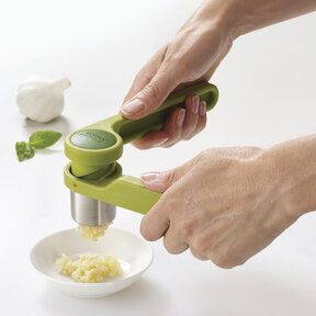 7020102 Helix Garlic Press-Green