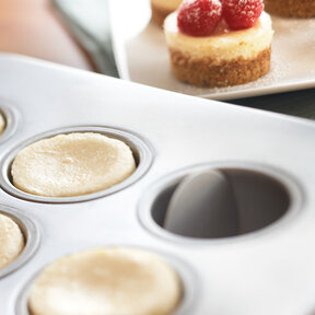 4862- Mini Cheesecake Pan (12 Individual)