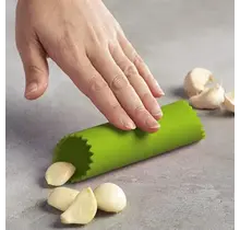 1445220 Garlic Peeler Ass't