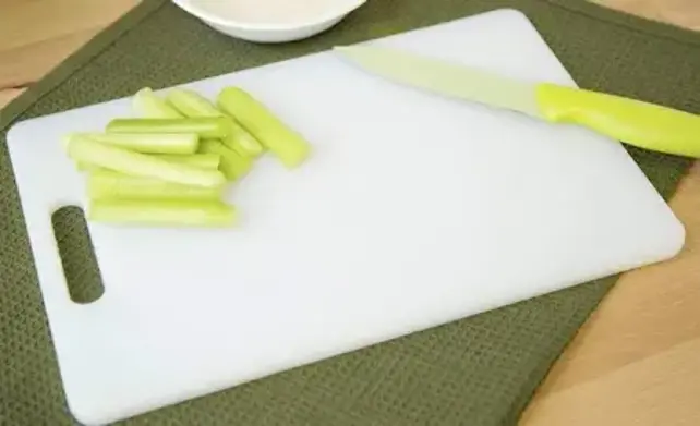 3801 White Plastic Cutting Board