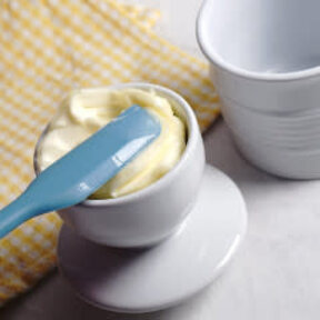 BUTRPOT Stoneware Butter Pot-White