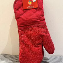MTM-RD Long Oven Mitts Pair-Red