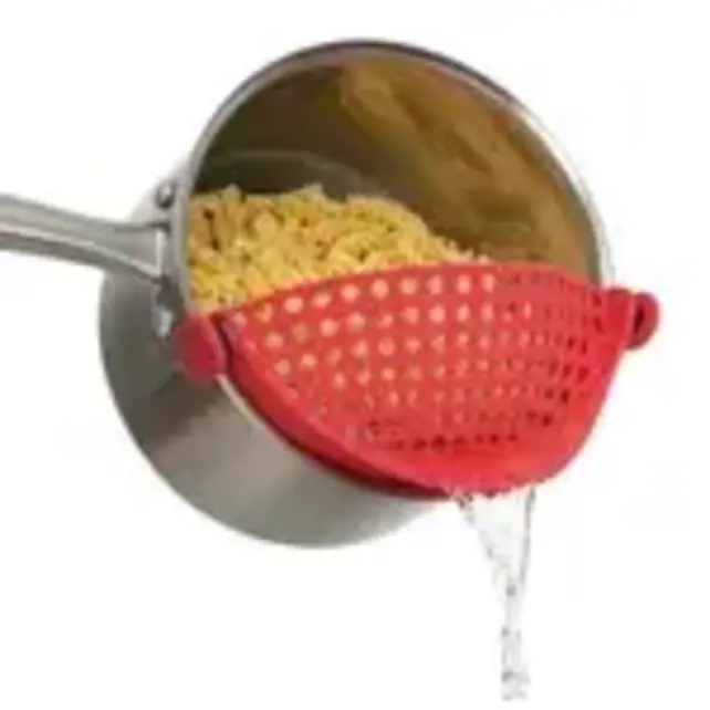 MS29599 - Clip on Strainer