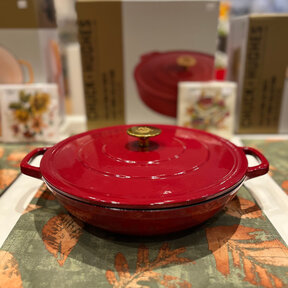 74727505 Chuck Hughes Cast Iron Casserole 3.9L - Cardina