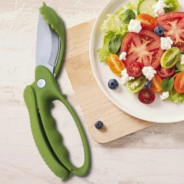09610135 Toss & Chop-Green