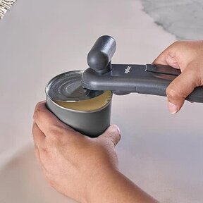 E930049 Zyliss Magican Can Opener