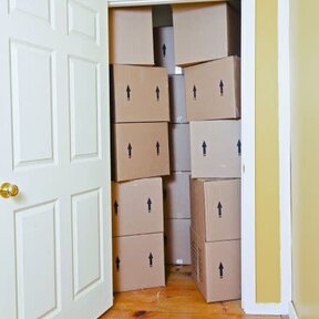 NH-Moving Boxes Stacked