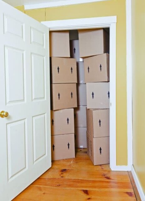 NH-Moving Boxes Stacked