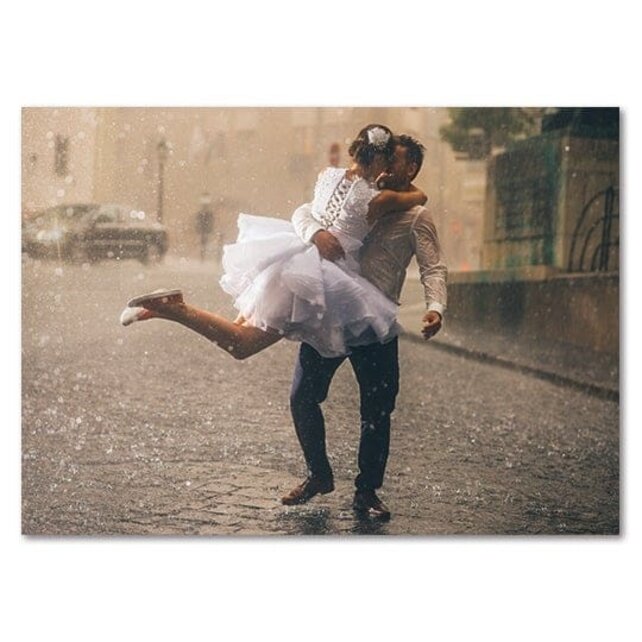 WD-Couple In The Rain