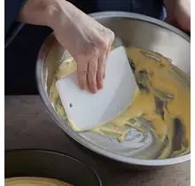 574266 Plastic Bowl Scraper
