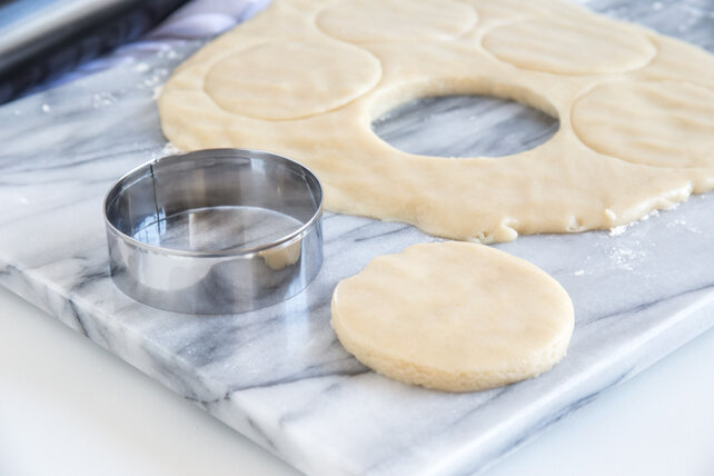 3358 Round 3" Cookie/Biscuit Cutter