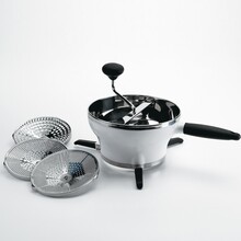 1071478 OXO S/S Food Mill w/ 3 Disks