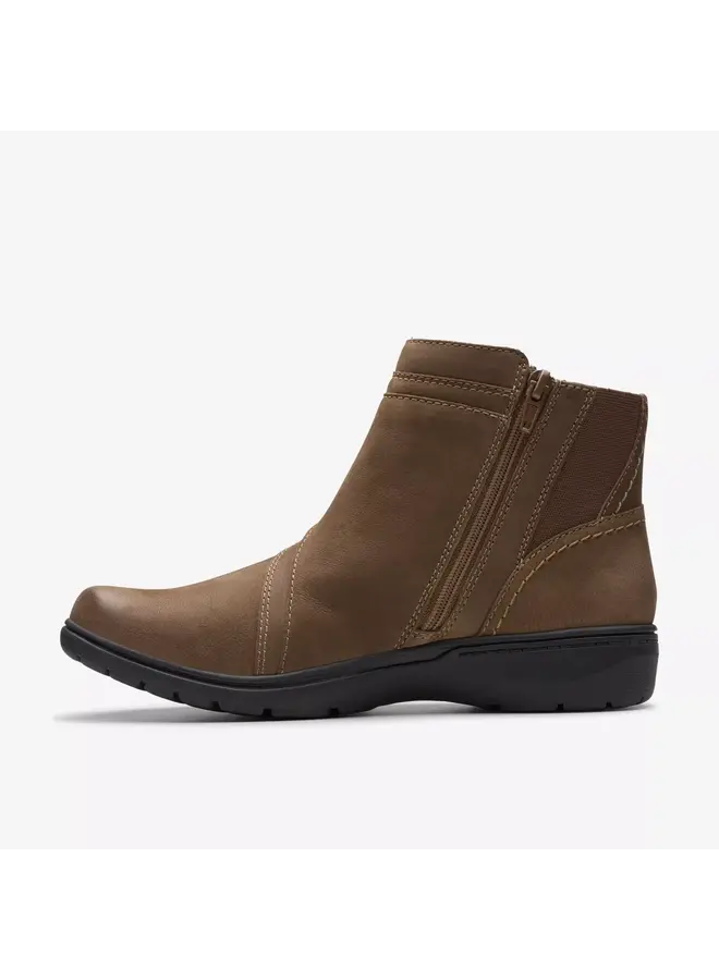 CARLEIGH STYLE - CLASSIC STRAP ANKLE BOOT