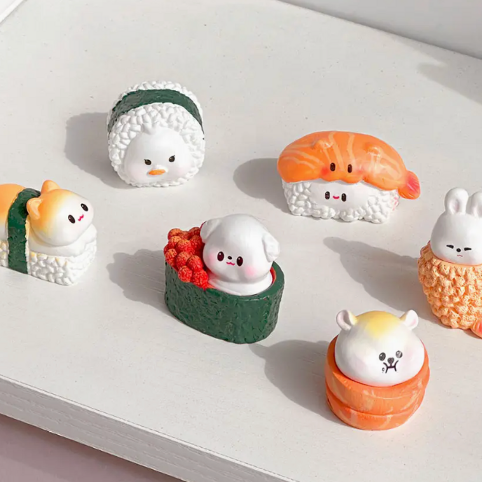 K-Wonderland Random Sushi Animal Miniature Figure 3046