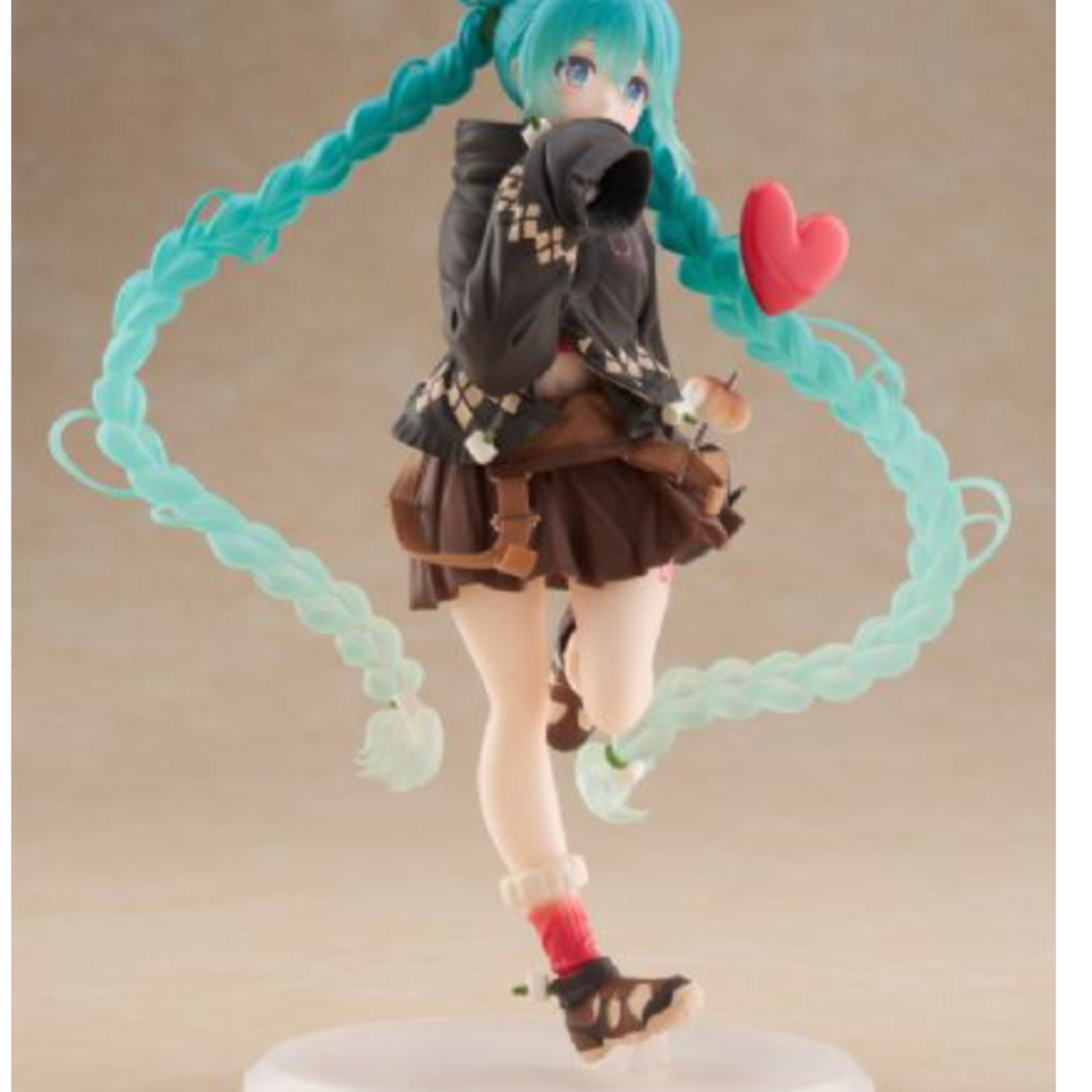 Clever Idiots 451989200-CI  Hatsune Miku Figure – Fashion (Outdoor Ver.)